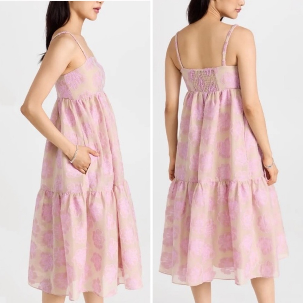 Baum Und Pferdgarten Aviana Pink Floral Midi Dress